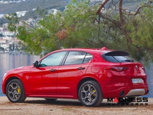 Alfa Romeo Stelvio Roof Spoiler - Carbon Fiber - Stile Italia Alfa Romeo Stelvio Roof Spoiler - Carbon Fiber - Stile Italia